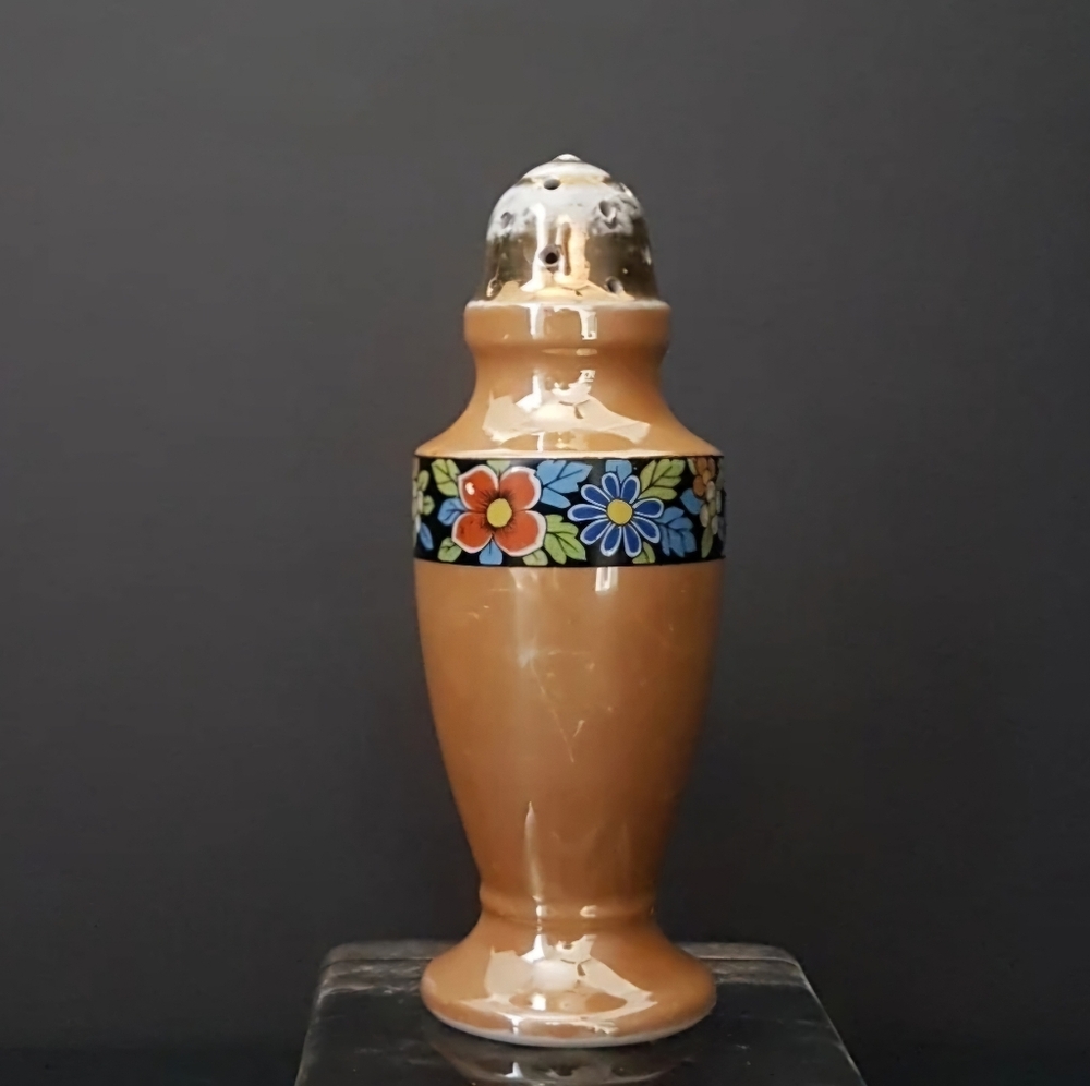 Noritake Sugar Shaker, Antique Porcelain Muffineer, Made in Japan, 1920s